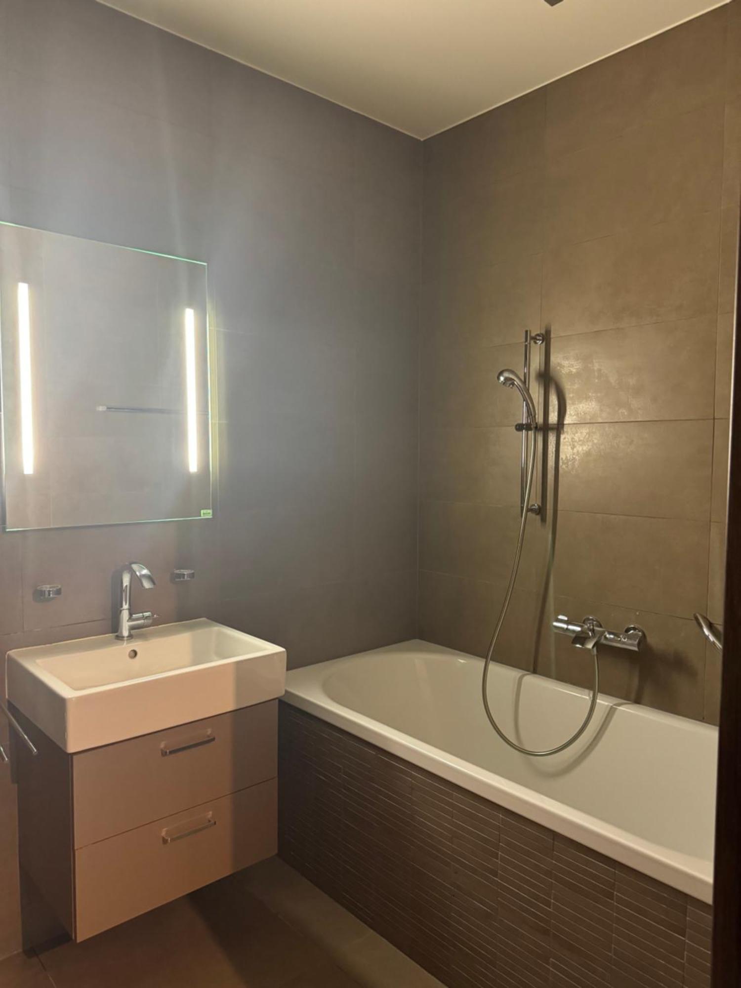 Modern With A Terrace * Genève