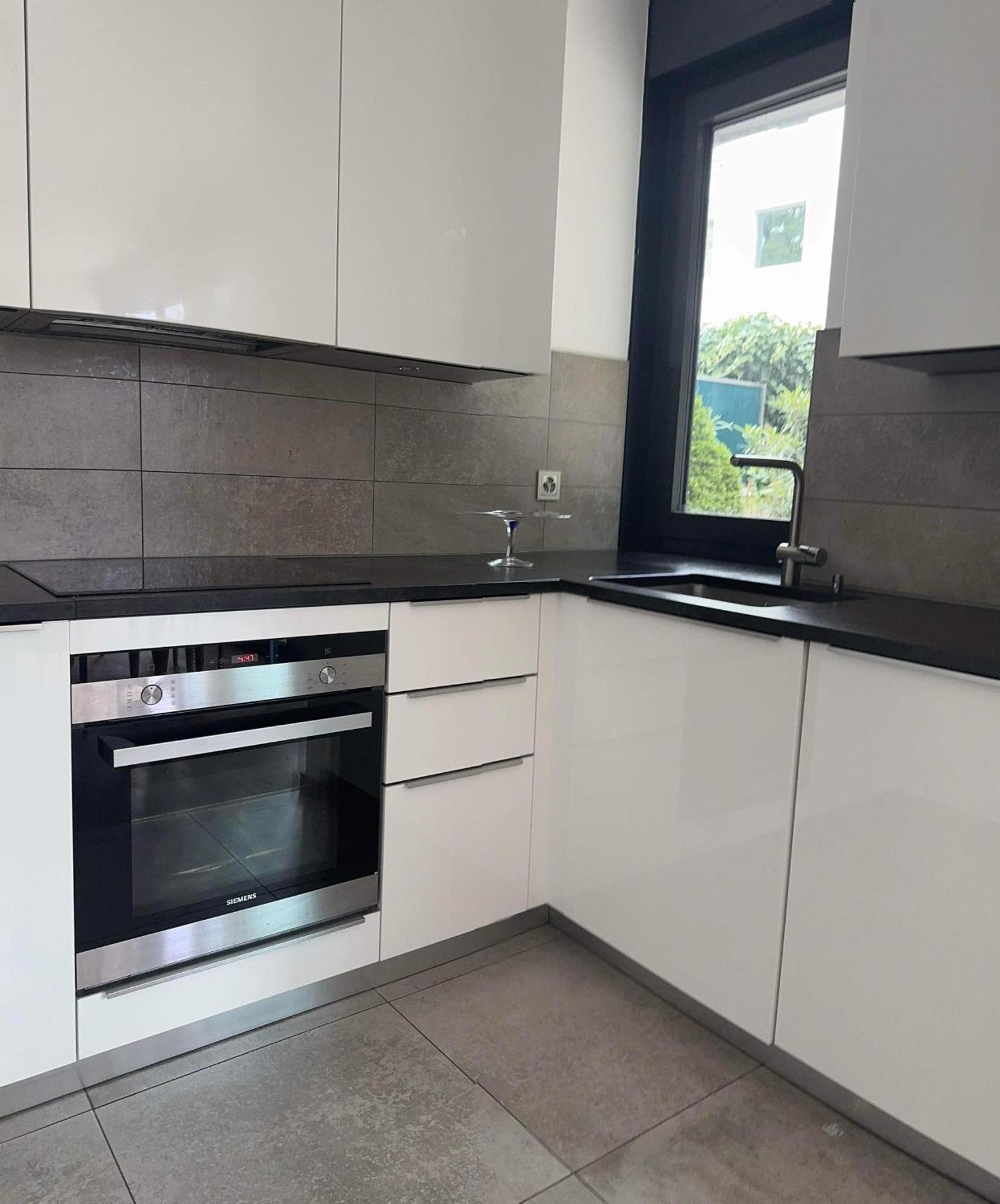 Modern With A Terrace Appartement *